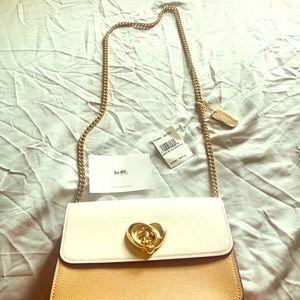 Cross body purse